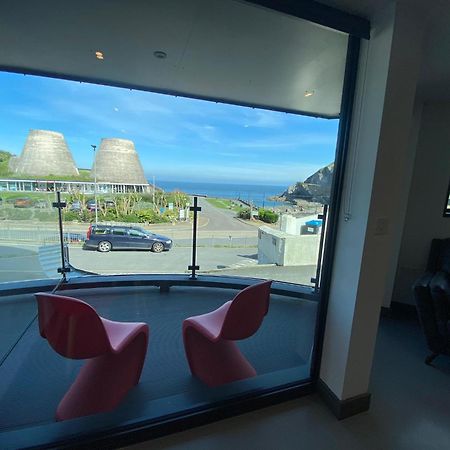 2 The View Apartments Ilfracombe - Seafront, Parking, Lift, Ev Экстерьер фото