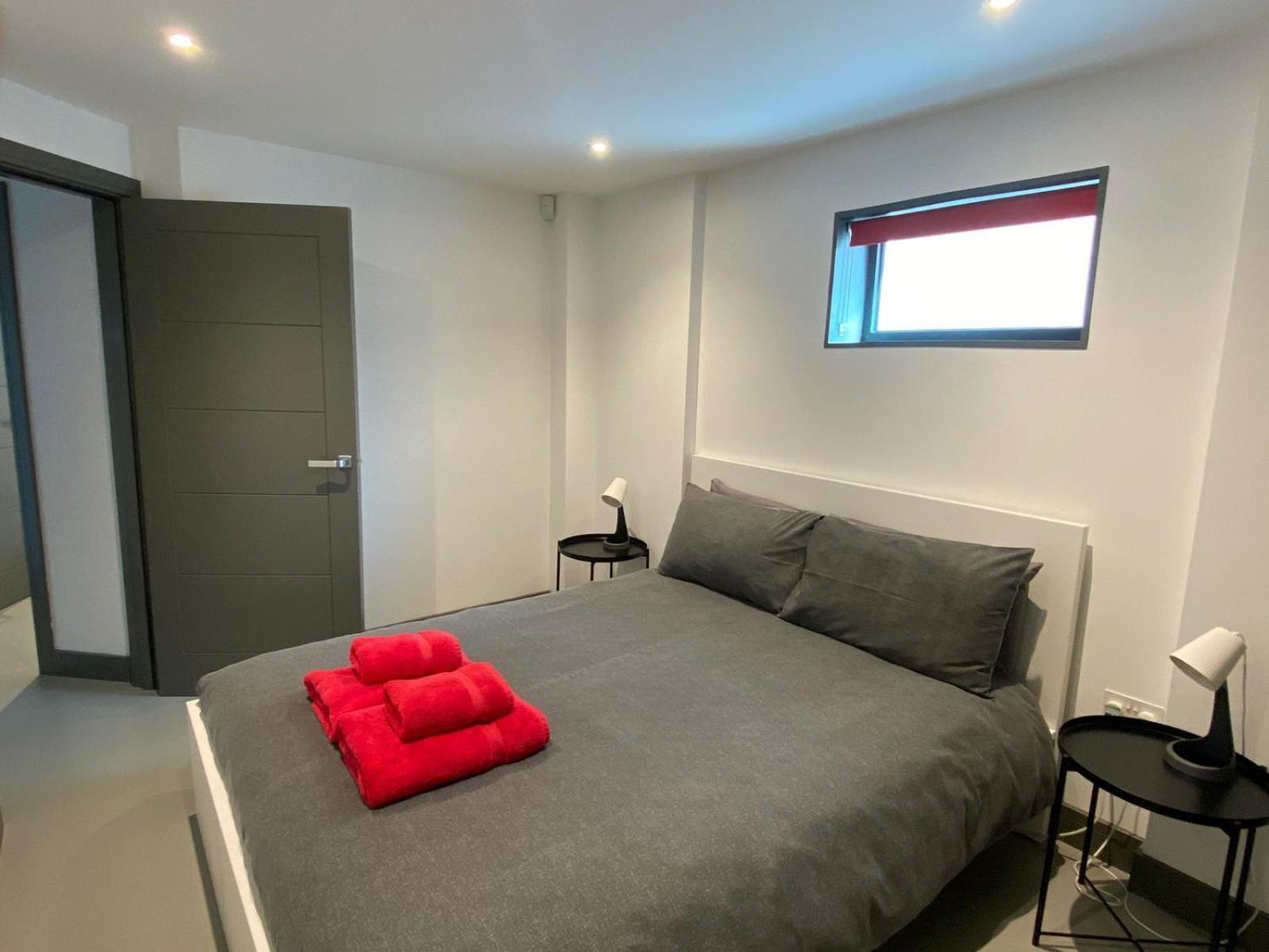 2 The View Apartments Ilfracombe - Seafront, Parking, Lift, Ev Экстерьер фото